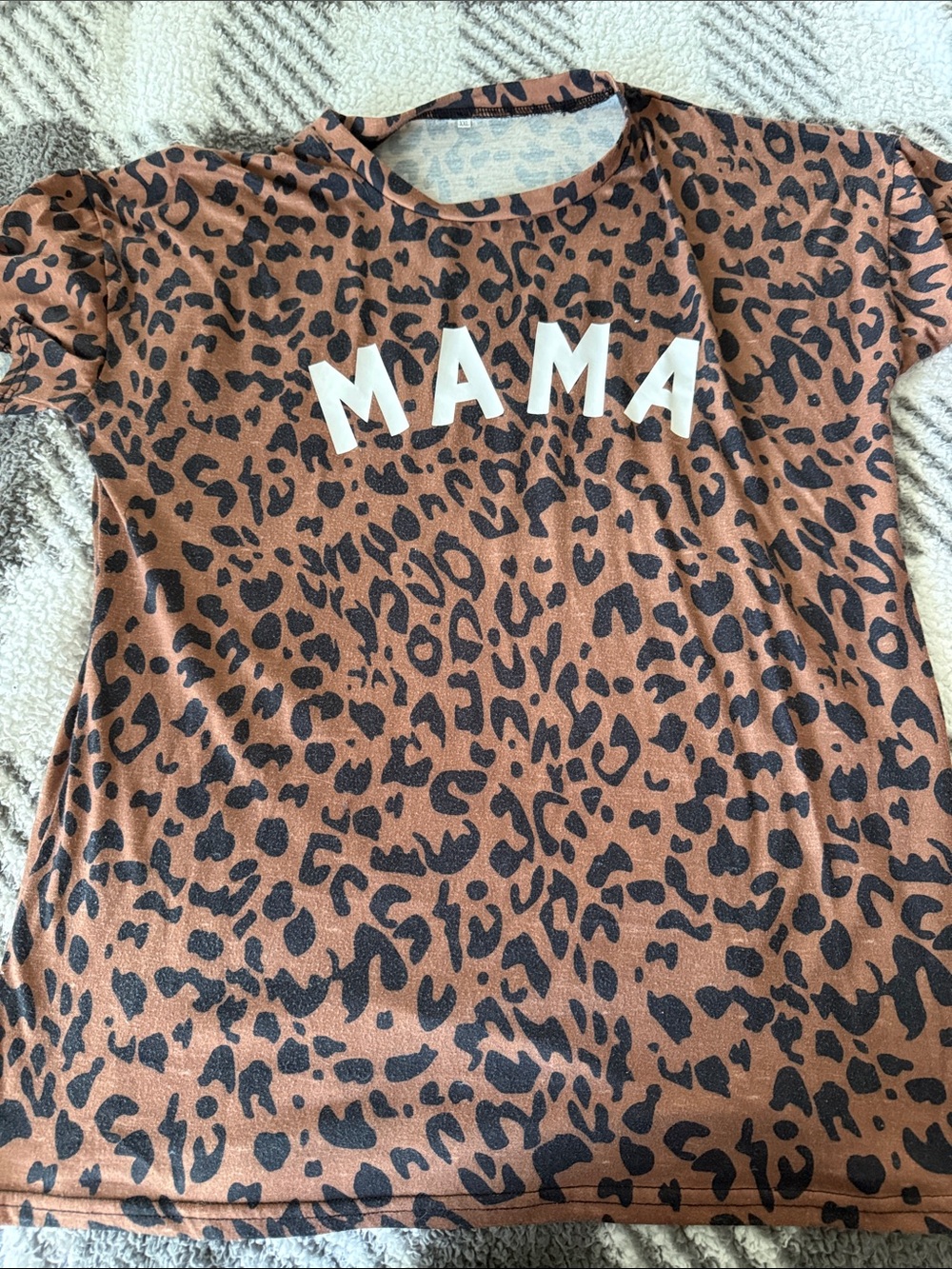 Leopard Print "MAMA" Graphic Tee - Brown & Black